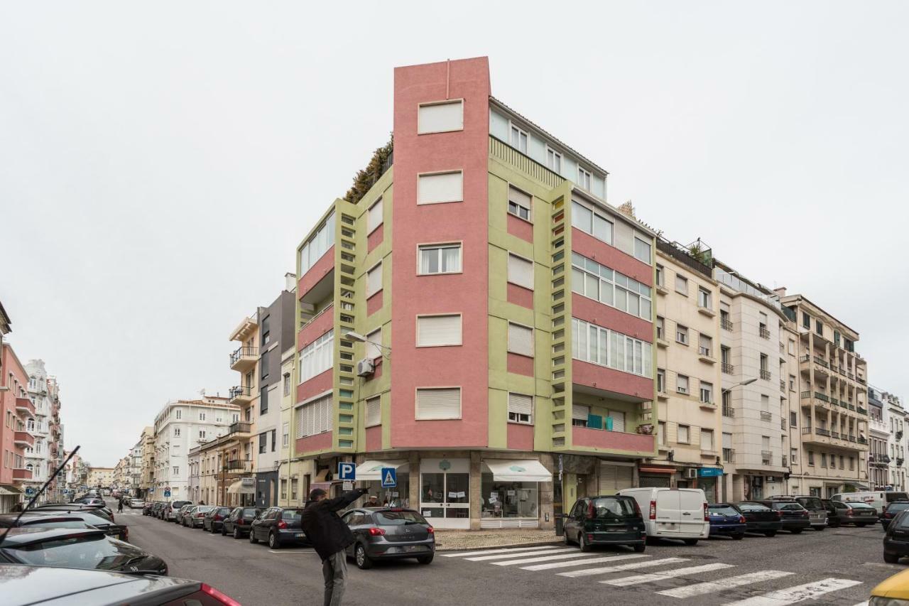 Feels Like Home Campo de Ourique Place with Terrace Lissabon Buitenkant foto